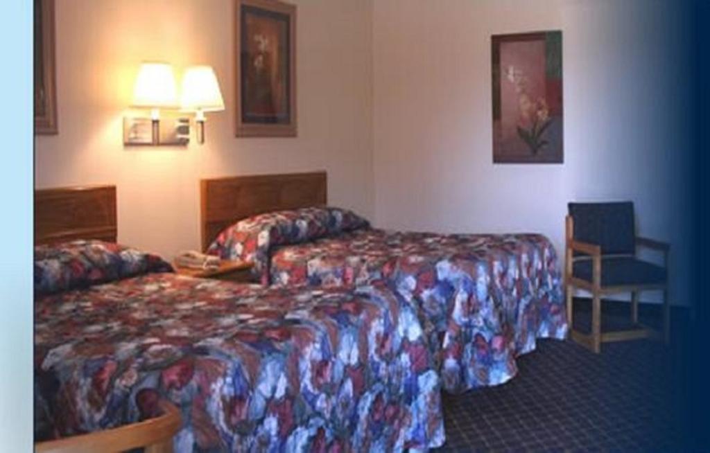 Four Seasons Motel Malone Room photo