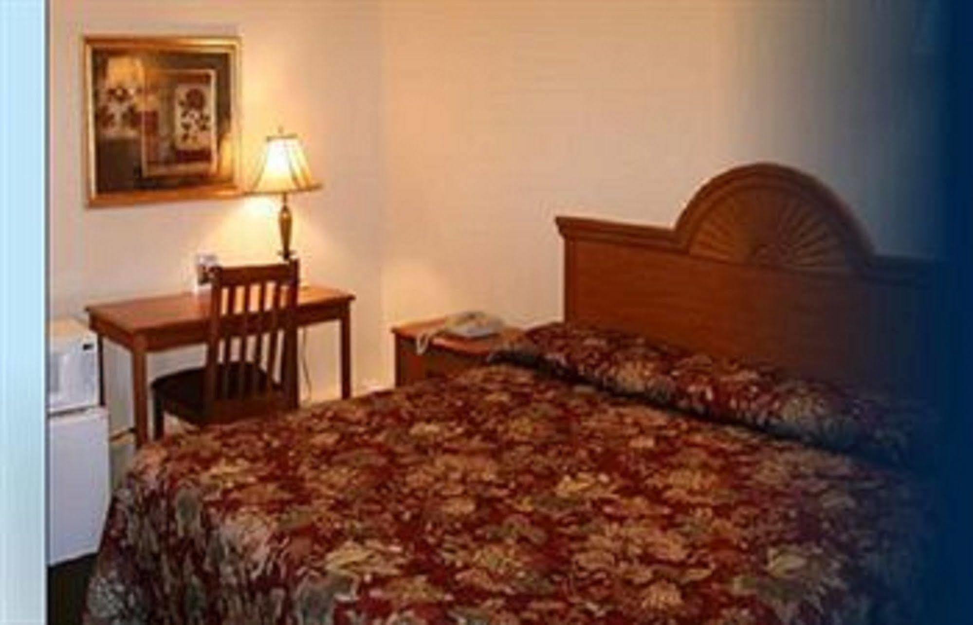 Four Seasons Motel Malone Room photo